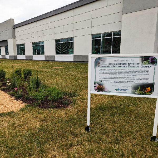 Hospital-Sensory-Garden